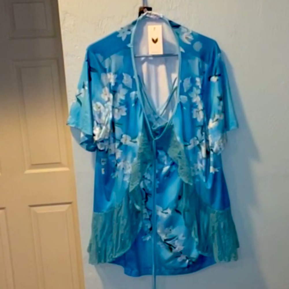 NWT… super cute